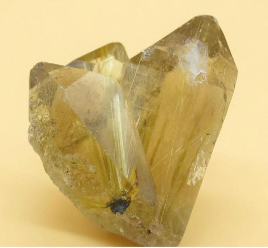 ルチルクォーツ 鉱物標本 水晶 天然石 原石 r00001